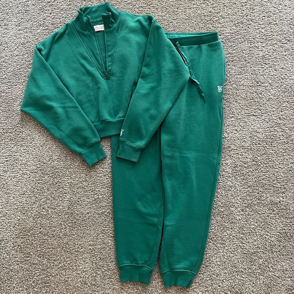 Victoria’s Secret Green Sweat Set